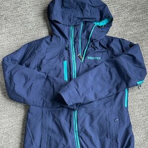 Woman’s Marmot Ski Jacket size Med